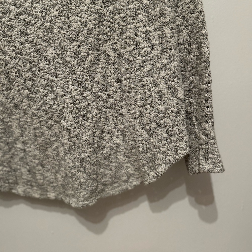BDG Black and White 3/4 Sleeve Sweater - Size S - Picture 4 of 4